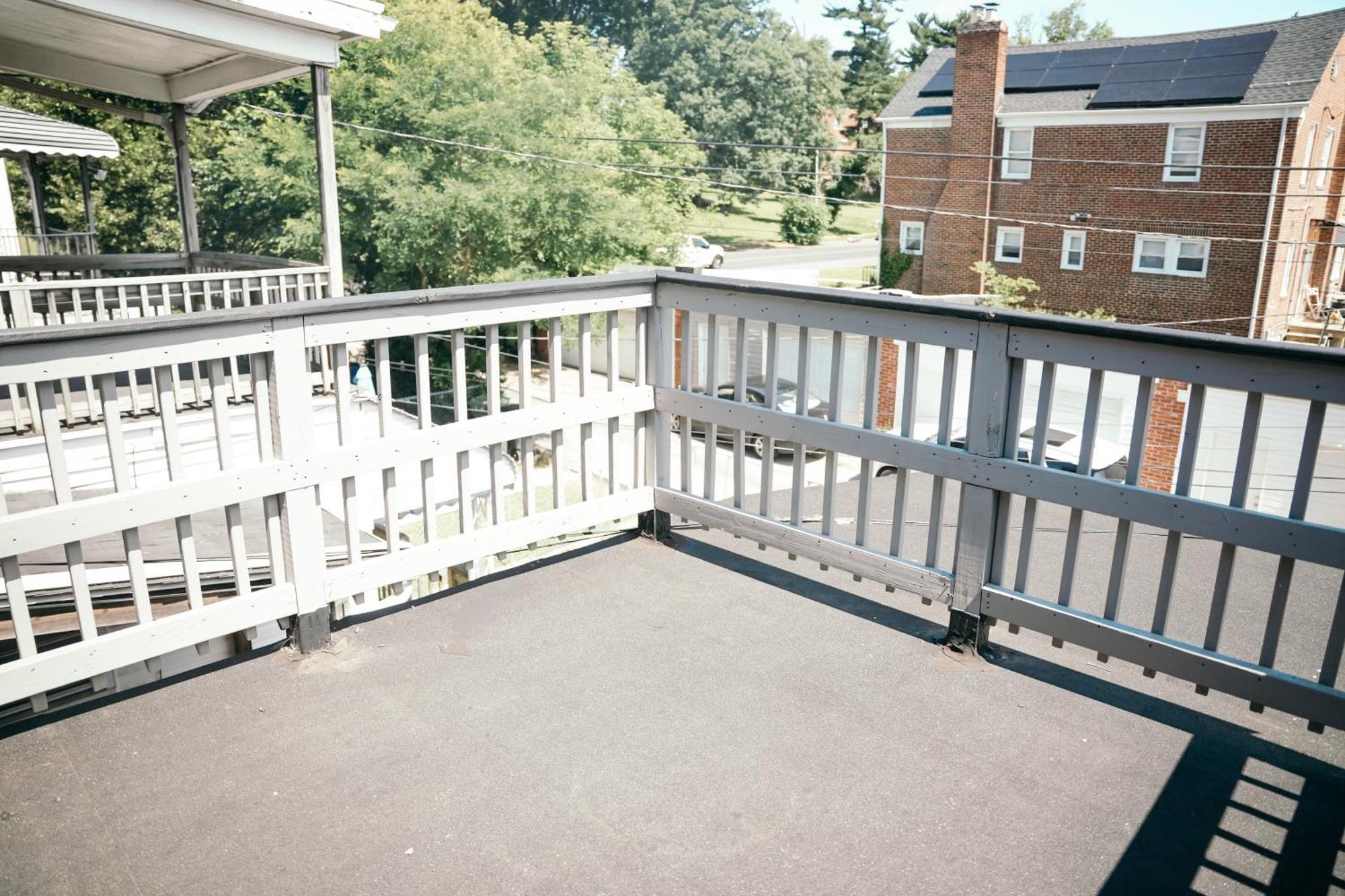 Apartment Charm Luxury 4 Bedroom Brick *