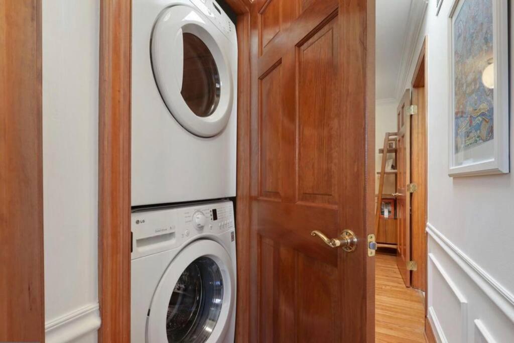 Holiday home In The Heart Of Historic Fells Point!!!