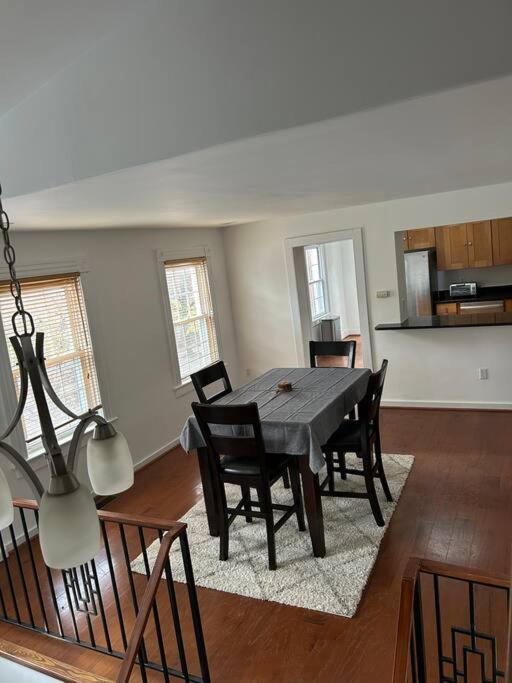Walker's Paradise In Upper Fells Apartment *