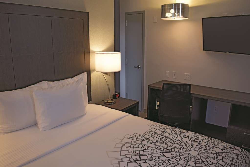 La Quinta By Wyndham Inner Harbor Downtown Hotel