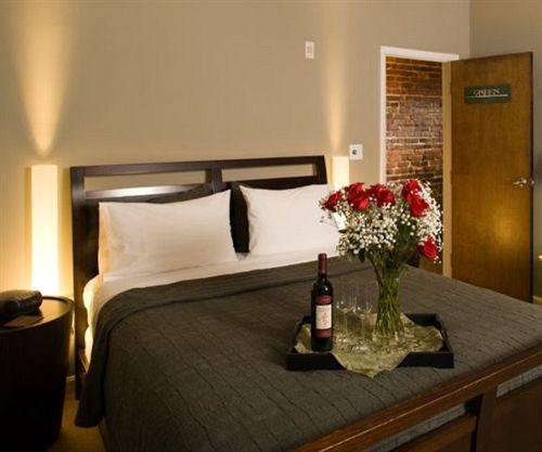 Bed & Breakfast At 2920 3*