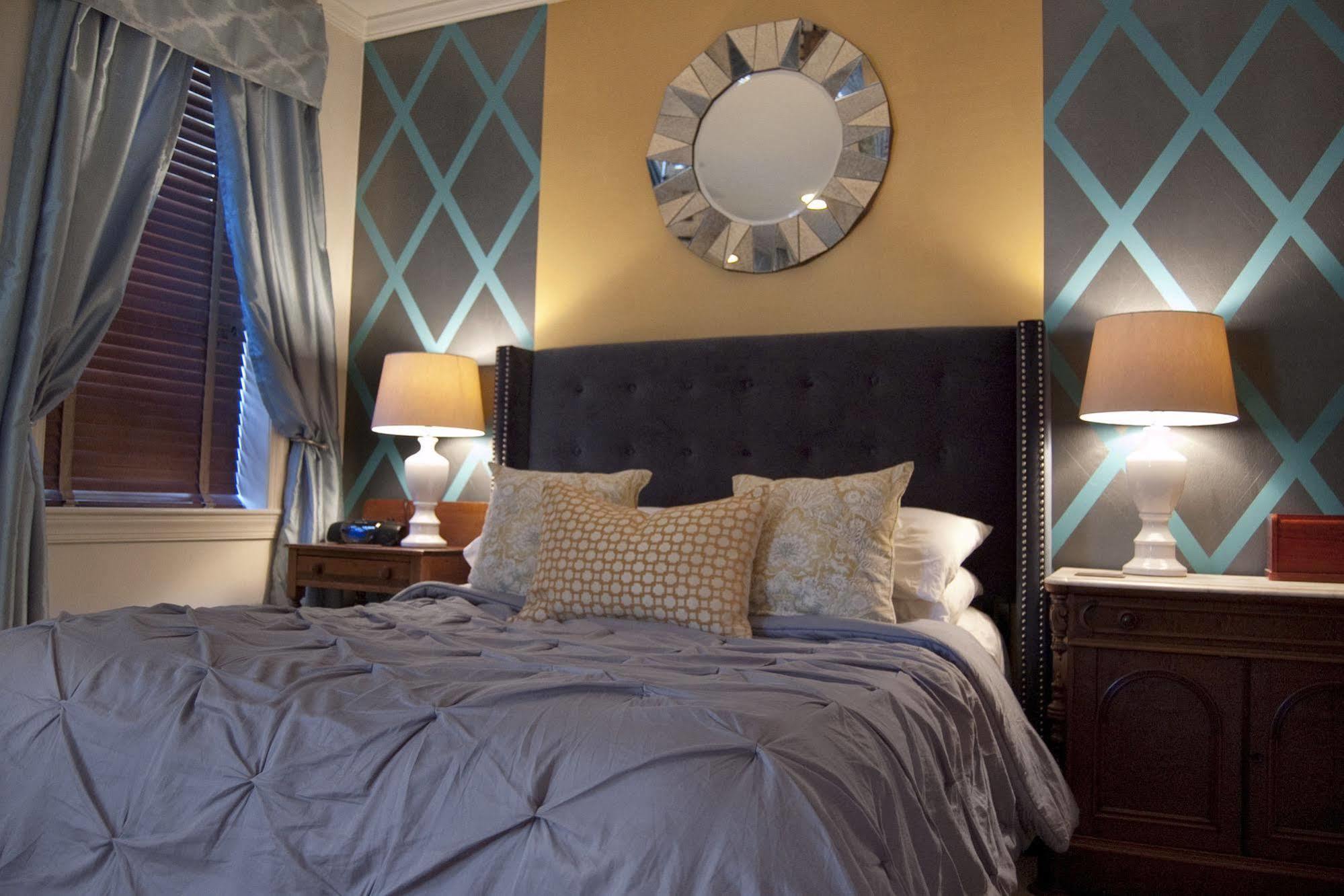 Scarborough Fair Hotel Baltimore