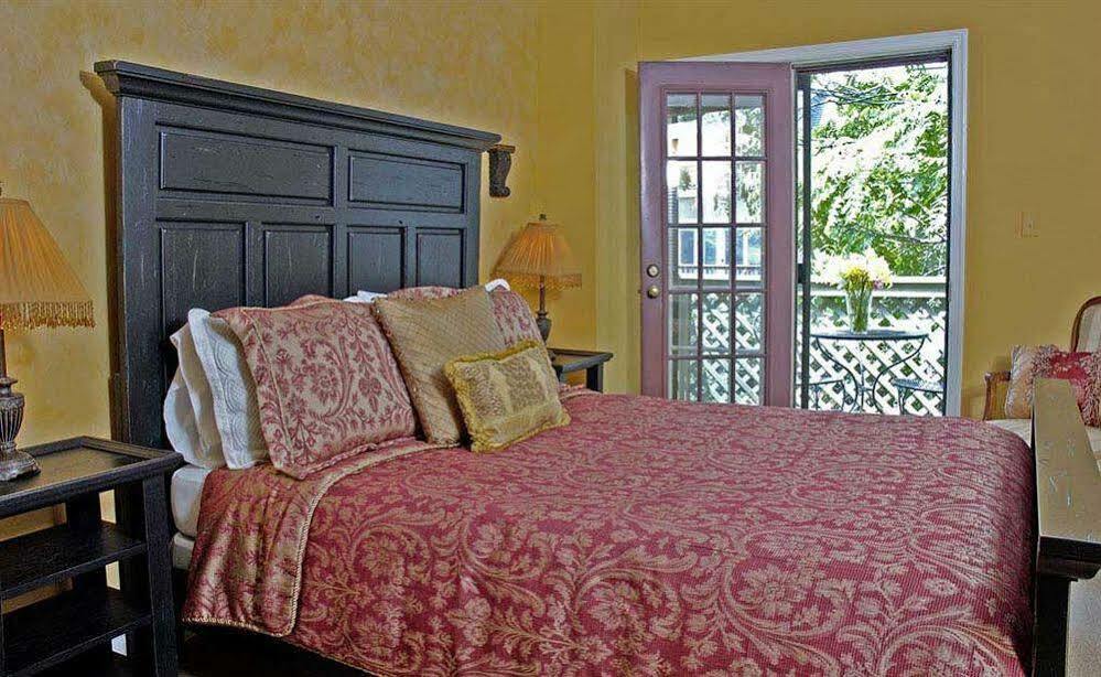 Celie's Waterfront Hotel Baltimore